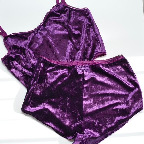 Two-Piece Velvet Lingerie Lounge Set - Picture 1 of 9